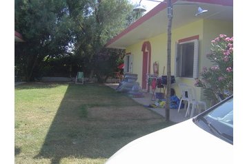 Grèce Privát Katerini, Extérieur